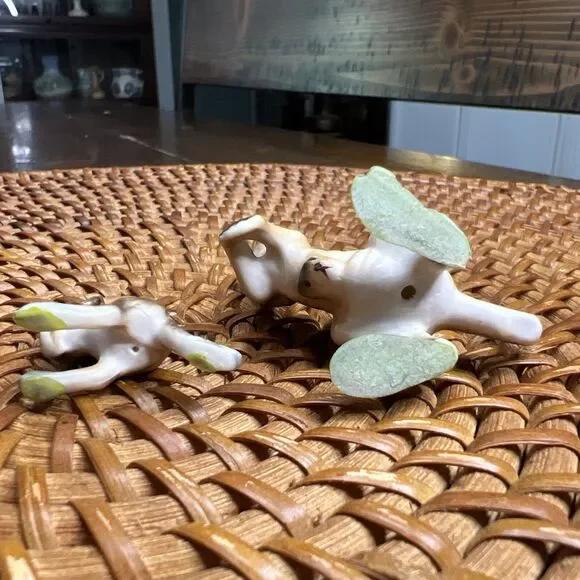 2 Vintage Bone China Kangaroo  Miniature Figurines Gray/Tan Mother And Joey - Picture 5 of 7